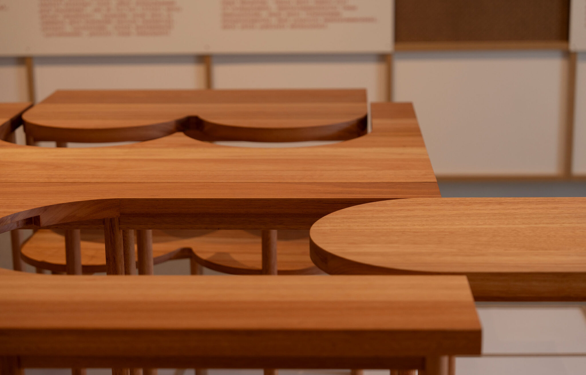Mueble Arquitectónico II: ¿Mesa para cuántos? 