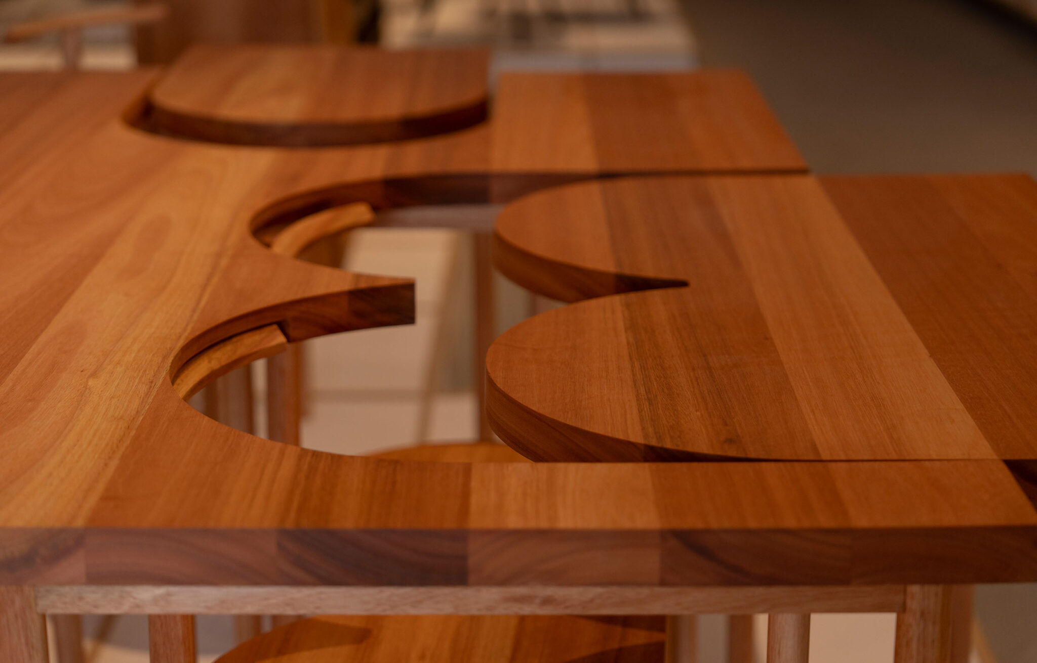 Mueble Arquitectónico II: ¿Mesa para cuántos? 