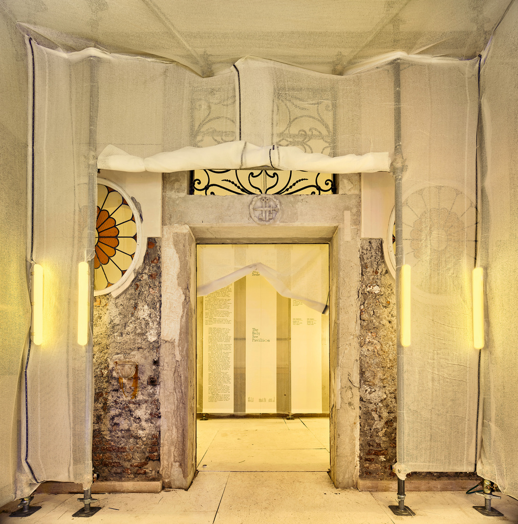 Holy See Pavilion: Opera Aperta 