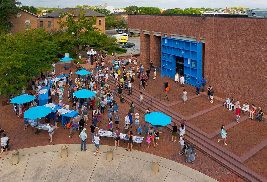 Exhibit Columbus 2023: "Designed By The Public”